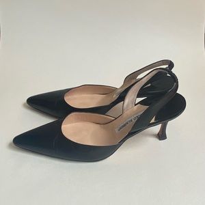 Manolo Blahnik kitten heel pump, black.